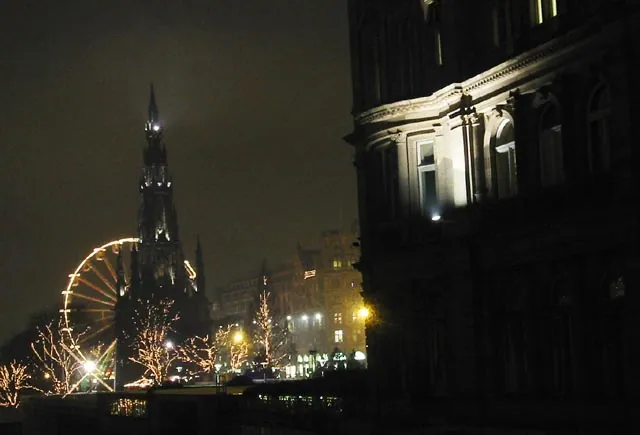 Scott monument and balmoral hotel